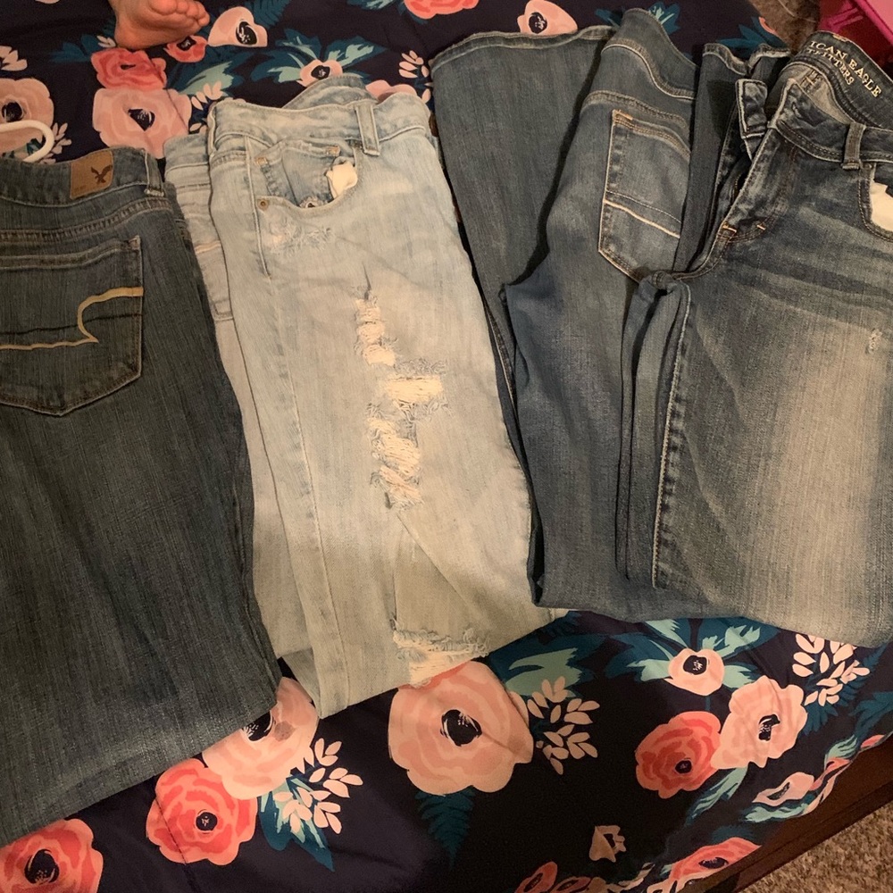 American Eagle Jeans (4 pair)